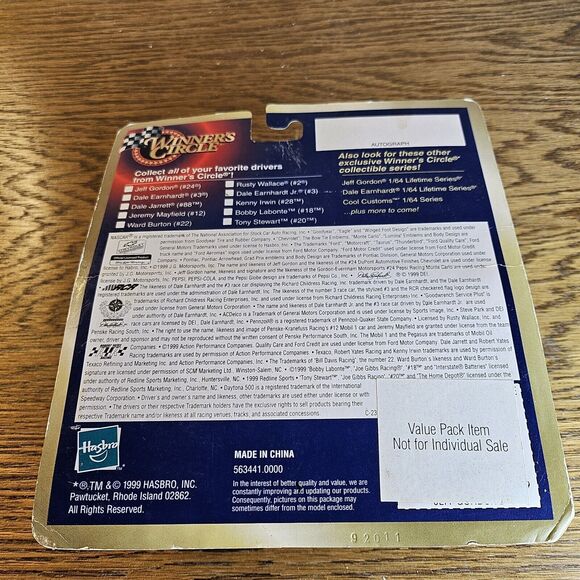 Vintage JEFF GORDON 1999 Monte Carlo Winner's Circle 1/43 DAYTONA 500 NEW - Picture 2 of 3